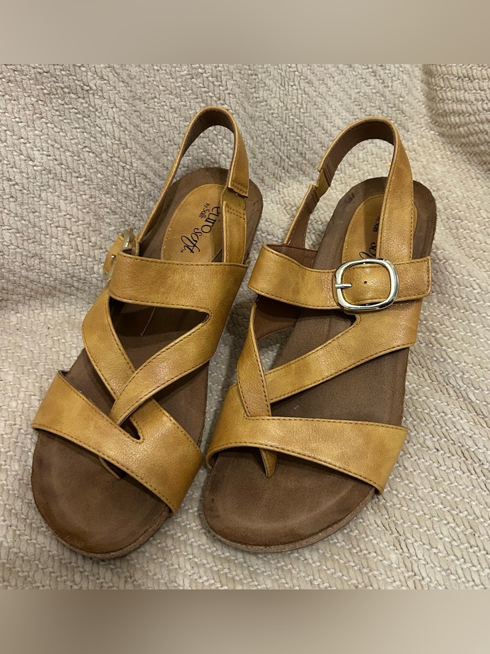 Women's Buckle Slingback Sandals in Tan